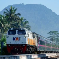 Libur Panjang Januari 2025! PT KAI Siapkan 74 Ribu Tiket, Jangan Sampai Kehabisan!