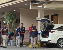 Olah TKP di Hotel Adi Surya Kediri