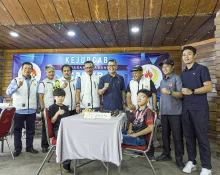 Poto bersama Ketua Umum KONI Kota Bandung Dr. Nuryadi (tengah), serta pengurus Percasi Kota Bandung dan Binpres KONI Kota Bandung