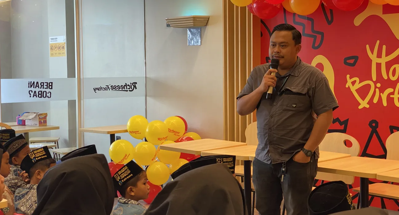 Direktur PT. Satu Atap Nawasena dalam acara #SatuAtapBerbagi