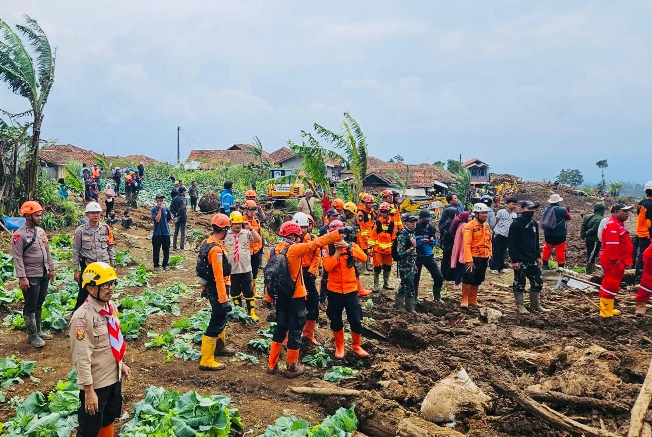 Kwarda Jabar Mobilisasi Pramuka Peduli Turun ke Titik Bencana Longsor Cisarua Bandung Barat
